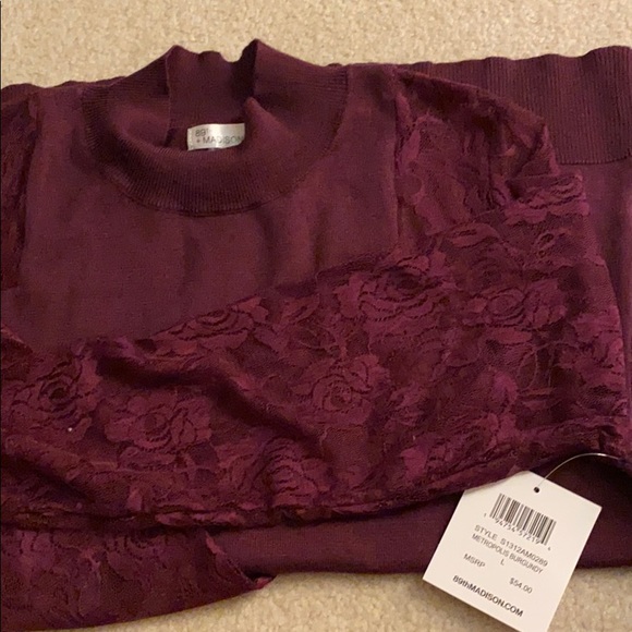 Dark red sweater - Picture 2 of 4